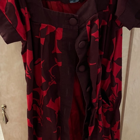 ( Like New )  Size 8 Dresses - Picture 3 of 6